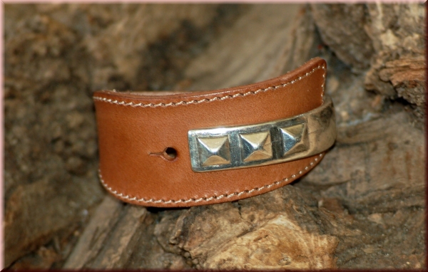Lederarmband mit Spange