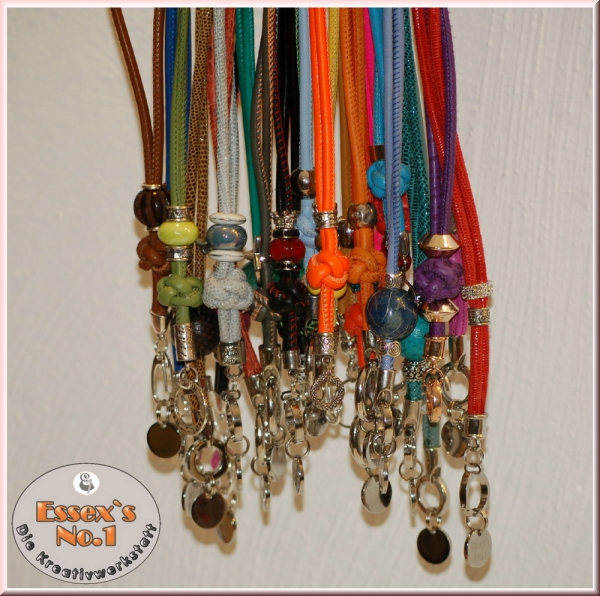 Pfeifenband aus geprägtem Nappaleder