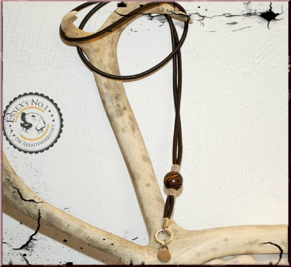 Pfeifenband aus gesäumtem Nappaleder